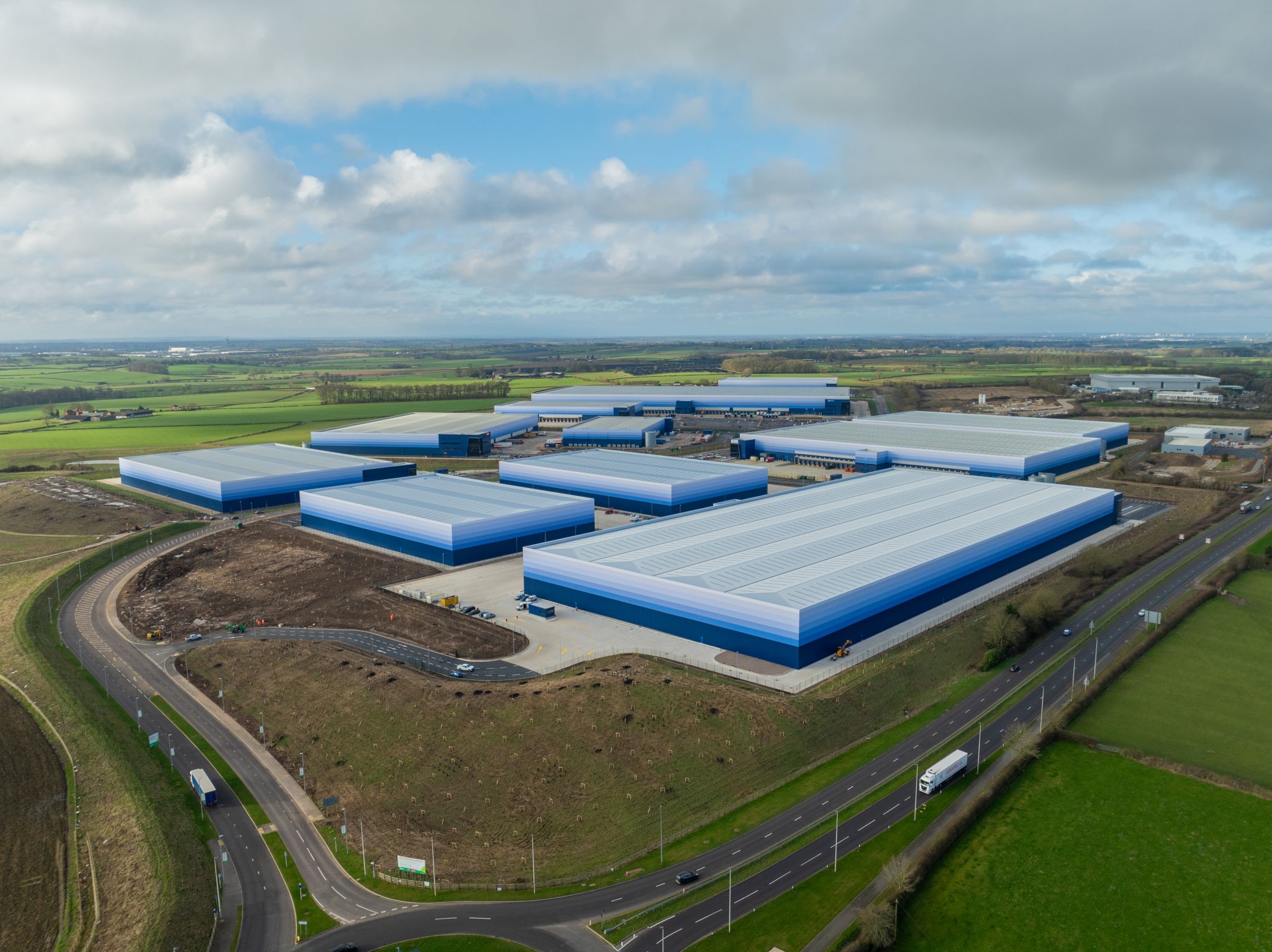KAM – Magna Park South – Projects 06